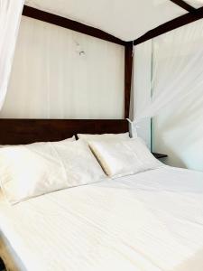 Sea Breeze Escape, a Studio Apartment Near Beach