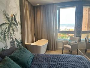 Luxo com Vista para o Mar nas Quatro Praças