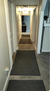 McDaniel House Private Room 7 Shared Bathroom