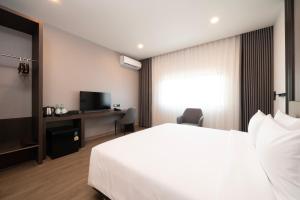 SureStay Plus by Best Western Ramkhamhaeng Airport Rail Link Bangkok