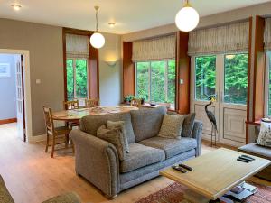 The Coyles - Uk31466