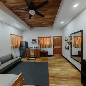 Rusteak Living Retreat in natural and peaceful setting in Canafistula