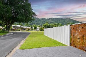 Hidden Gem - 3BR Home - Cairns