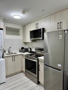 Comfort 2 BR Vancouver!