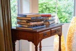 Quiet Cosy Flat - Berkhamsted - Pass the Keys