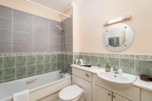 Quiet Cosy Flat - Berkhamsted - Pass the Keys
