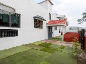 Palette Bubble Nest Villa | 2BHK | Jacuzzi | Pool | Lonavala