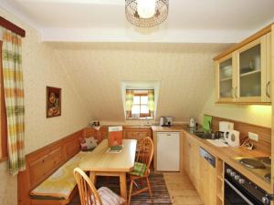 Peaceful Cottage near Ski Area in Gmünd