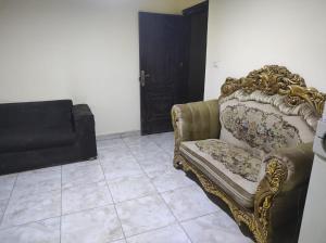 Nefertiti Pyramids Hotel