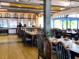 Supar Royal Beach Hotel