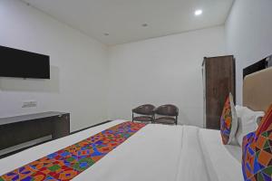 FabHotel Red Apple II