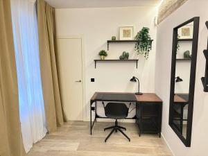 Cozy apartment in Quince de Mayo by beBalmy