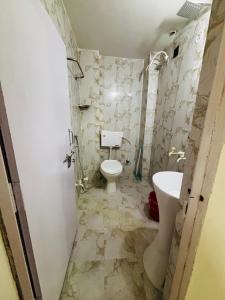 Mahakumbh Stays SR APARTMENTS