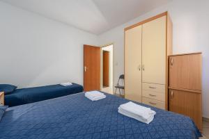 Malerisches Apartment nur 60 Meter zum Strand mit Meerblick und eigenem Parkplatz