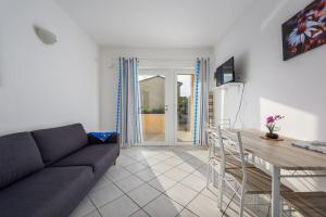 Hundefreundliches Apartment nur 60 Meter zum Strand mit Privatparkplatz, Klima, WiFi