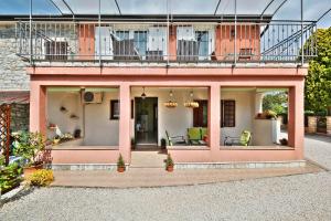 Idyllisches Apartment nur 500 Meter zum Strand mit Liegewiese und Grill