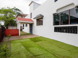 Palette Mountain Mist Villa | 2BHK | Jacuzzi | Pool | Lonavala