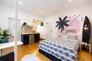 Beachfront Bondi Studio with Aircon