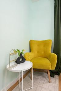 Lumina lux apartment with balcony in the center of Warsaw