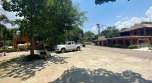 OYO 966 Boss Khaoyai