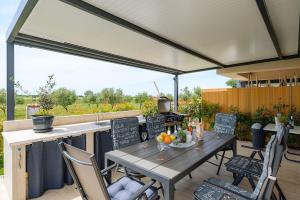 Atemberaubendes Apartment mit Whirlpool, Grillbereich, Smart TV