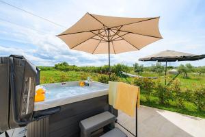 Atemberaubendes Apartment mit Whirlpool, Grillbereich, Smart TV