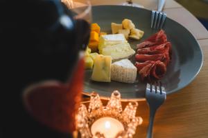 Comfy Stay Tokiwadai 2minute walk from Tokiwadai Station Ikebukuro 9min Shinjuku 14min Shibuya 18min Max 4guests Many restaurants nearby hot spring Shrine nearby