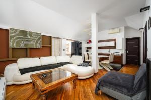 Traumhaftes Apartment nur 300 Meter zum Strand mit Blick auf Tennisplatz - Hund willkommen