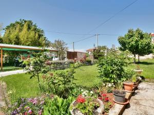 Charmantes Apartment nur 200 Meter zum Strand mit Meerblick und Grill