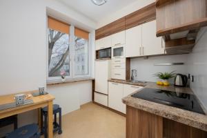 Vibrant Mokotow Apartment Warsaw by Noclegi Renters