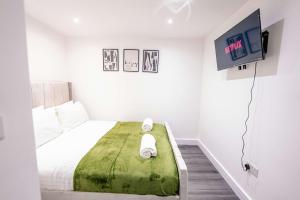 Cosy 2BR Flat Steps from Cardiff Pubs & Town