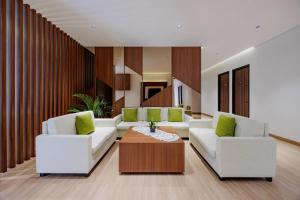 Urbanview Hotel Yampi TB Simatupang