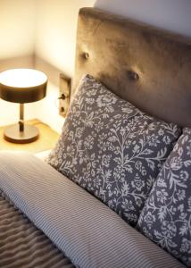 Cozy Top-Floor Apartment with City Views Vilnius