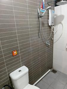 36# Santai Stay at Palazio, Mount Austin JB