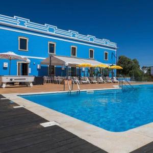 Beautiful apartment with heated pool in winter