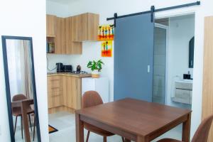 Modern 1 Bedroom Apartment Perfect For Short Stay in Sandton, Johannesburg