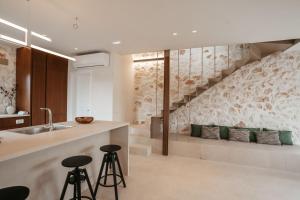 Novel Villa with Private Pool, by ZanteWize