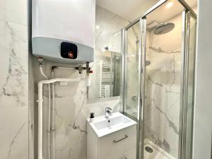 366 New Suite Ventura - Tiny Apartment Paris Center