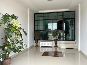 RiverFront 1 2BR 8 Pax 9 Mins to Lee Garden Free Netflix