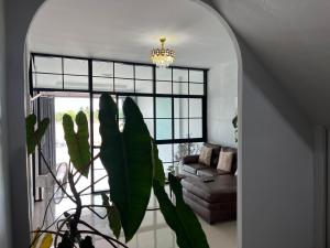 RiverFront 1 2BR 8 Pax 9 Mins to Lee Garden Free Netflix