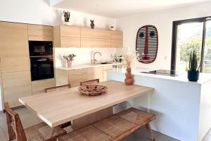 Charming setting with private pool in Cala Rossa