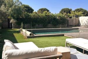 Charming setting with private pool in Cala Rossa