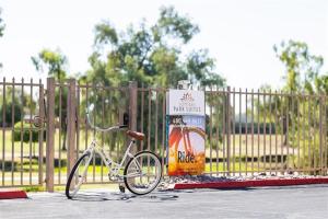 122 Fully Furnished 1BR Suite-Prime Location