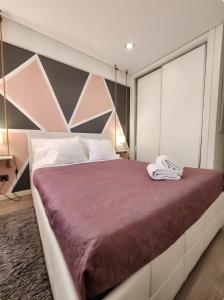 Ria Center Apartment - Left