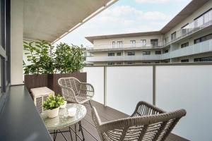 Elegant Apartments Mieszczańska Wrocław with Air Conditioning, Spa & Gym by Renters Prestige