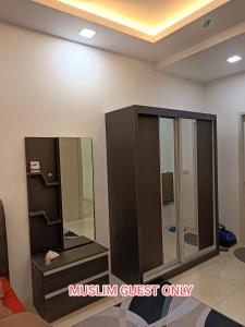 QAISARA DSAVANNA HOMESTAY@SOUTHVILLE CITY