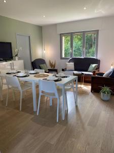 Gîte 2 personnes avec séjour et cuisine