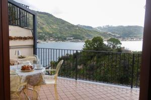 Casa Baia Delle Sirene