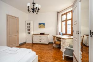 Wroblewskiego No 4 Residence