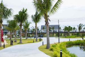 Polaris Beach Villa and Resort